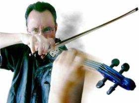 Kai spielt E-Bratsche.jpg